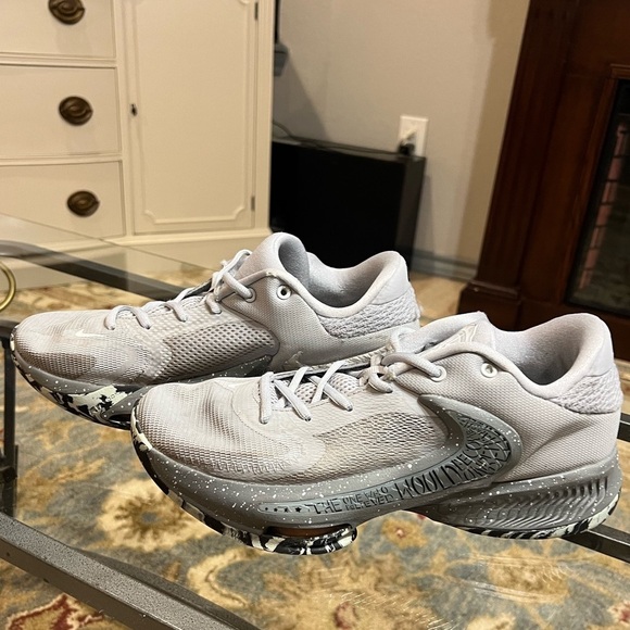 Nike Other - Nike Light Silver Gray Tennis Shoes